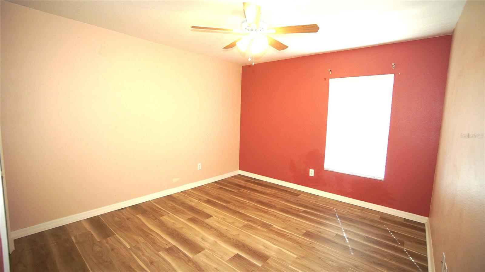 Image 7 of 17 For 30950 Mandolin Cay Avenue