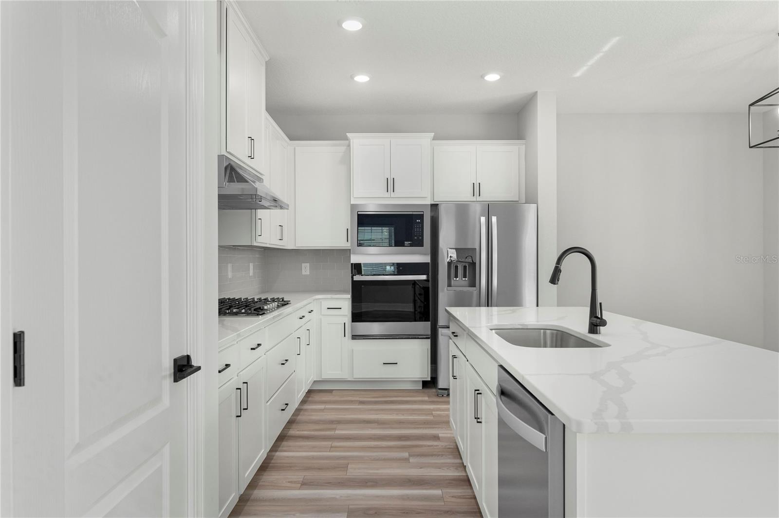 Image 3 of 10 For 7895 Somersworth Drive