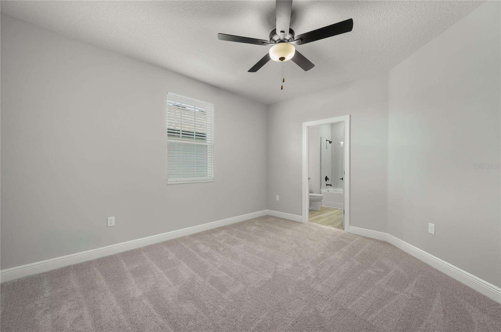 Image 7 of 10 For 7895 Somersworth Drive