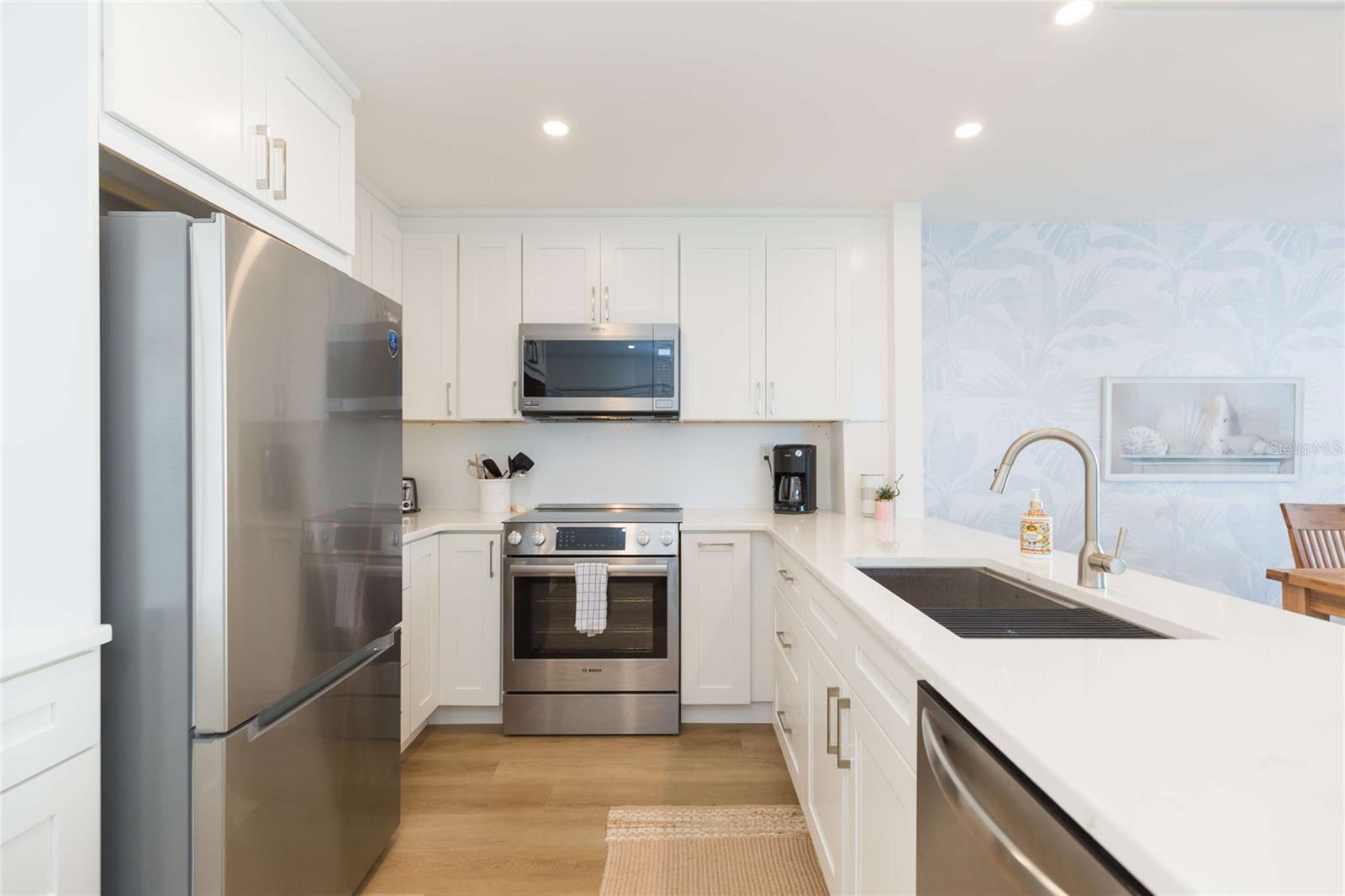 Image 12 of 37 For 5633 Puerta Del Sol Boulevard S 204