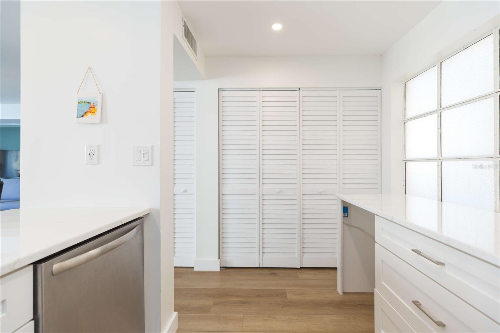 Image 14 of 37 For 5633 Puerta Del Sol Boulevard S 204