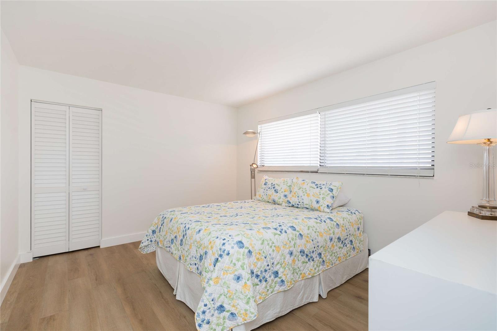 Image 16 of 37 For 5633 Puerta Del Sol Boulevard S 204