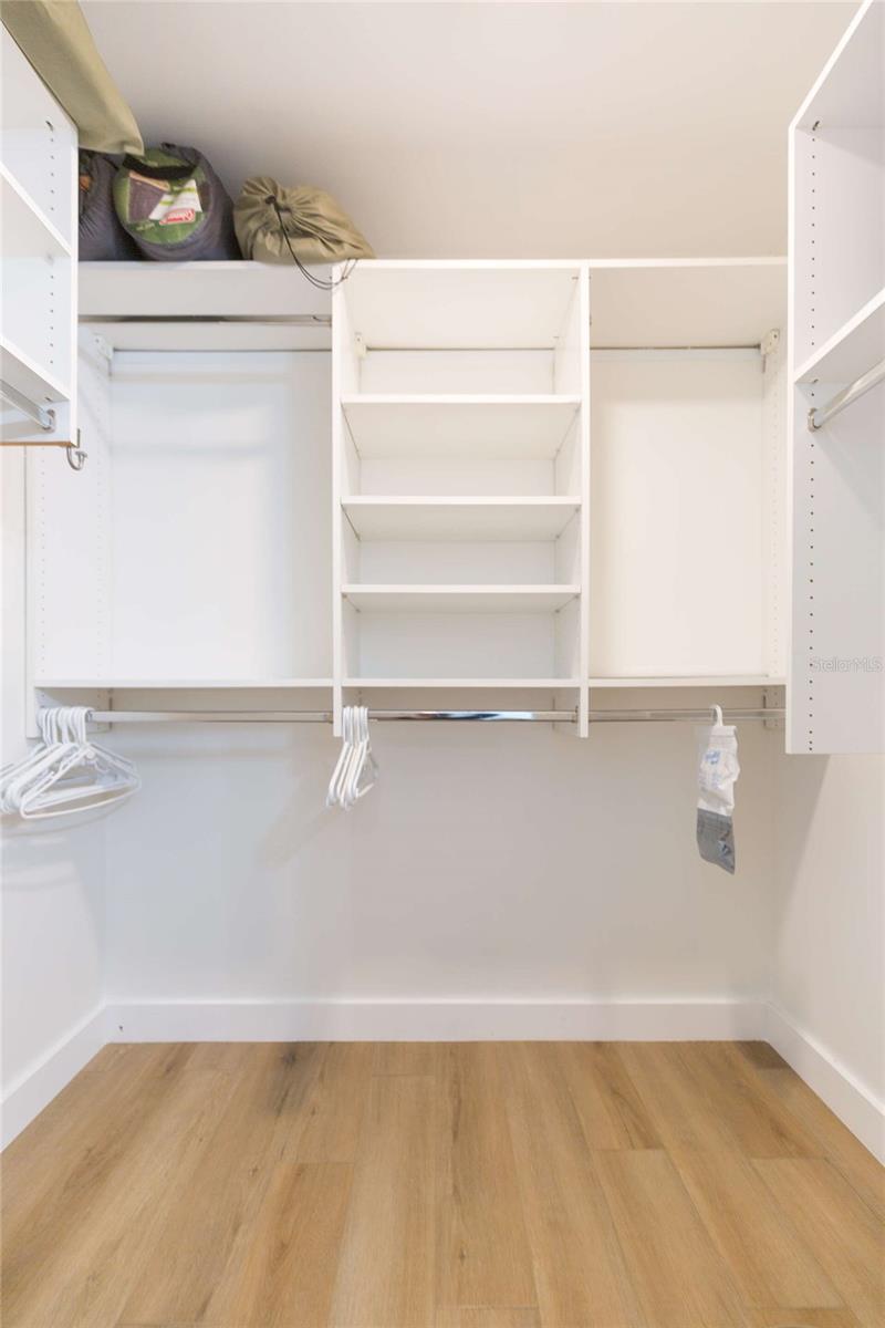 Image 23 of 37 For 5633 Puerta Del Sol Boulevard S 204