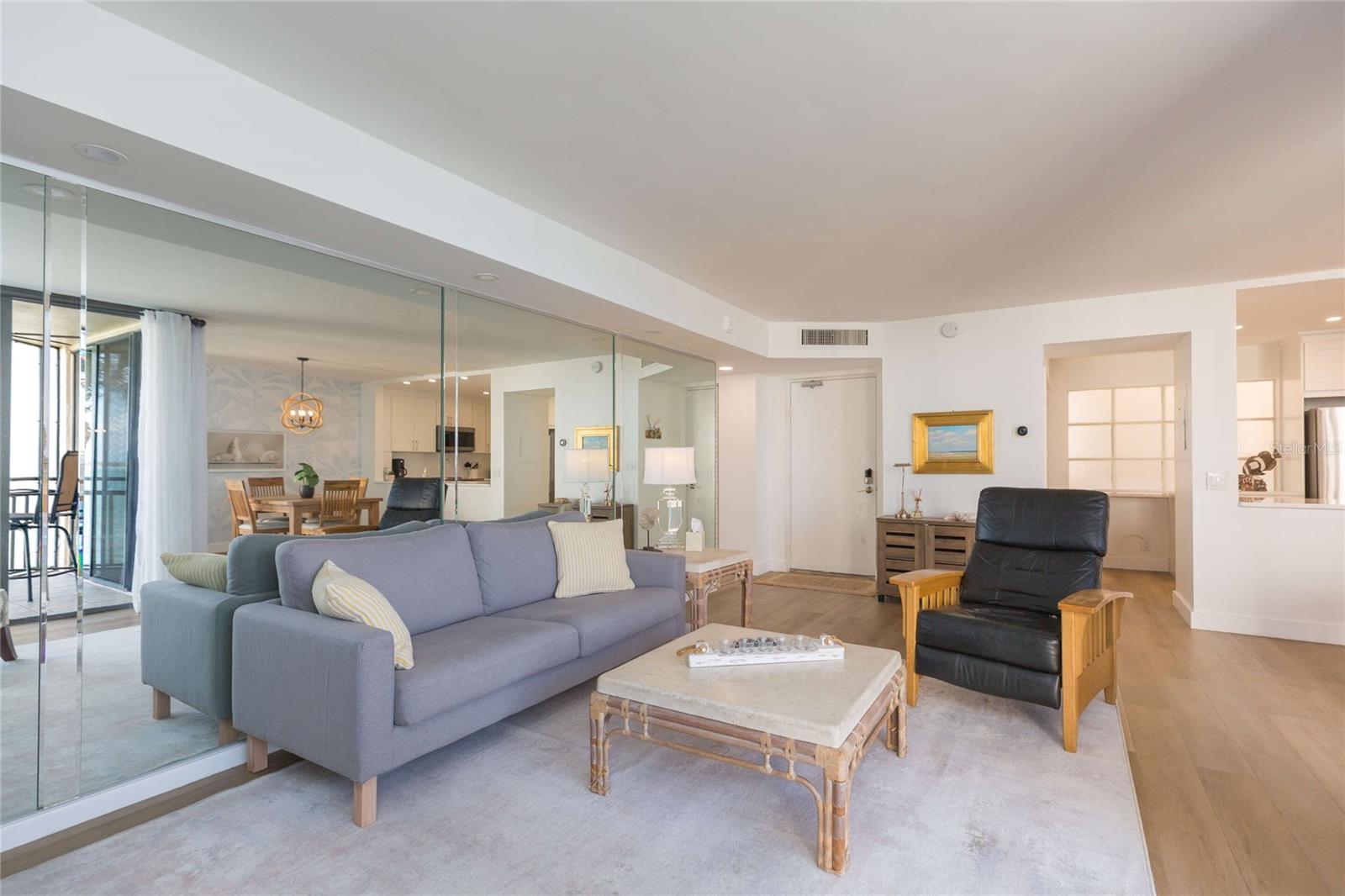 Image 6 of 37 For 5633 Puerta Del Sol Boulevard S 204