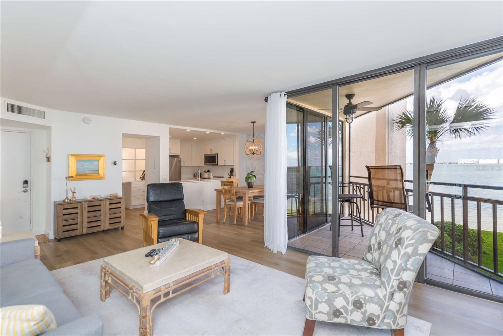 Image 7 of 37 For 5633 Puerta Del Sol Boulevard S 204