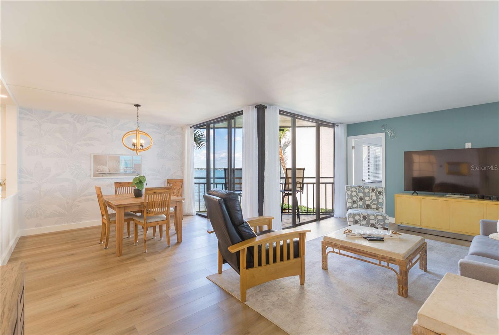 Image 8 of 37 For 5633 Puerta Del Sol Boulevard S 204