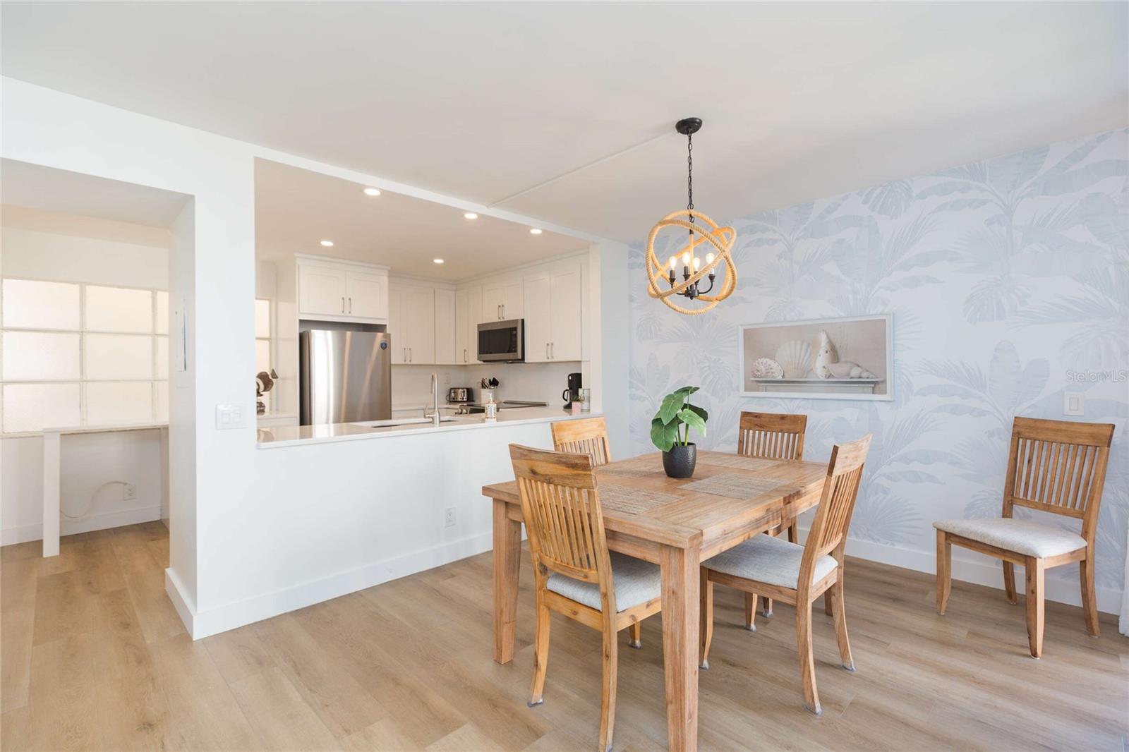 Image 9 of 37 For 5633 Puerta Del Sol Boulevard S 204