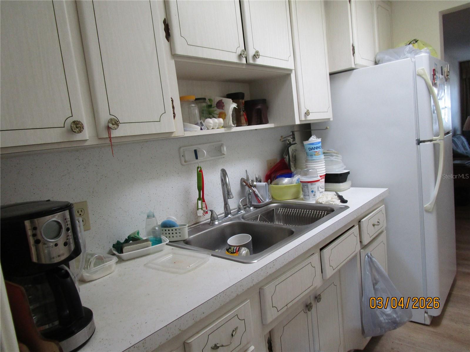 Listing photo id 8 for 5920 18th Street N 8