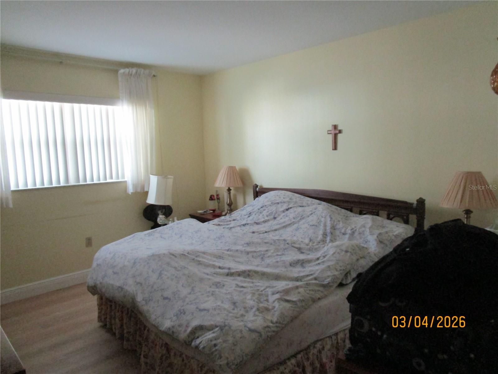 Listing photo id 12 for 5920 18th Street N 8