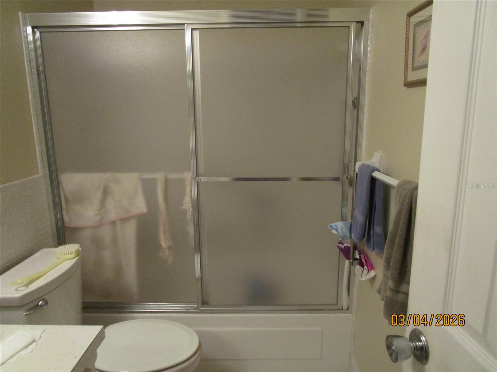 Listing photo id 16 for 5920 18th Street N 8