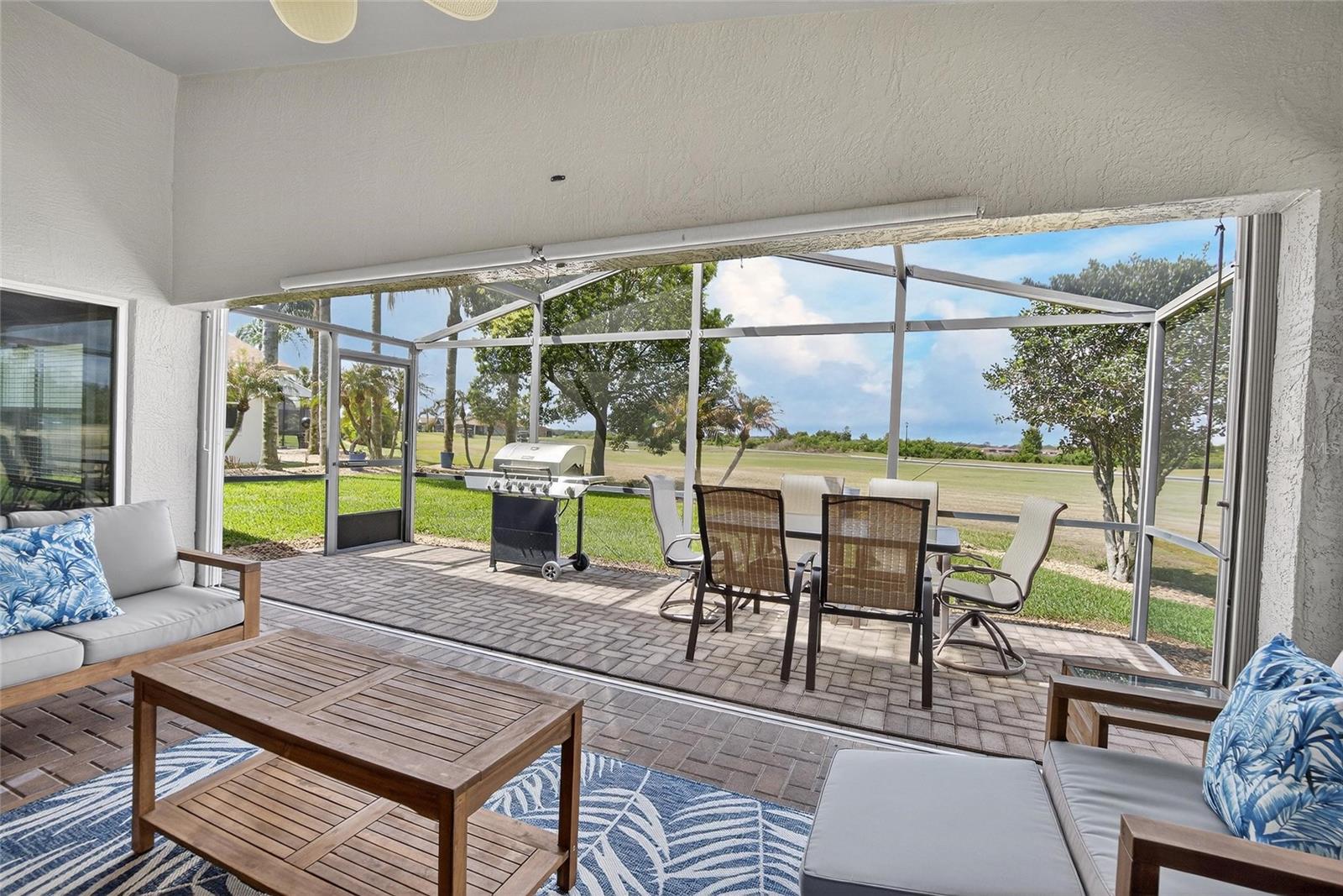 Listing photo id 41 for 4152 Dunmore Drive