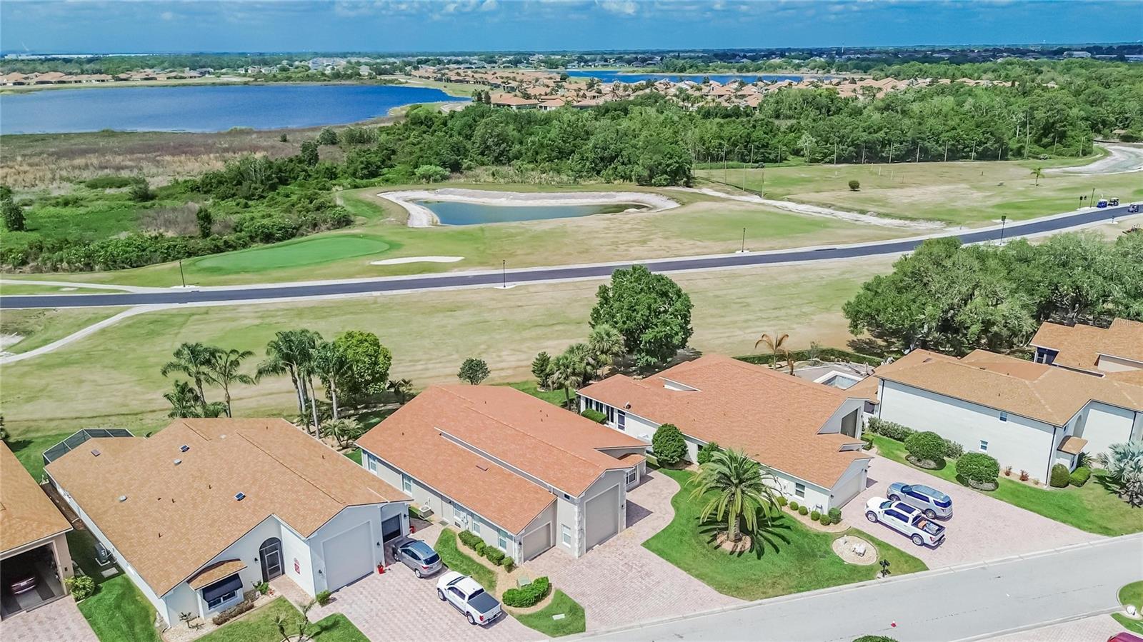 Listing photo id 60 for 4152 Dunmore Drive