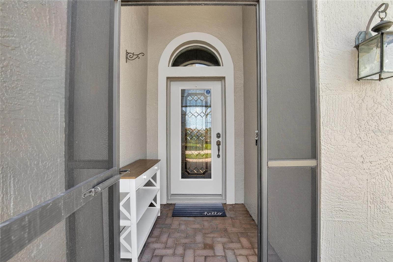 Listing photo id 5 for 4152 Dunmore Drive