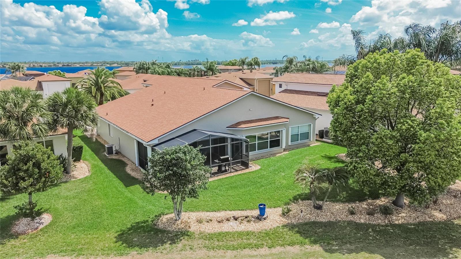 Listing photo id 69 for 4152 Dunmore Drive