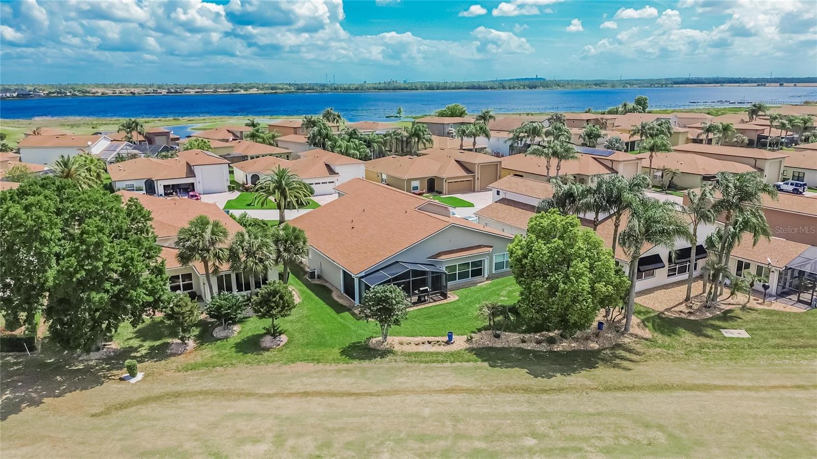 Listing photo id 71 for 4152 Dunmore Drive