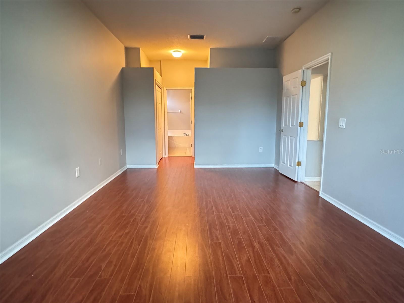 Image 28 of 55 For 10130 Heather Sound Drive