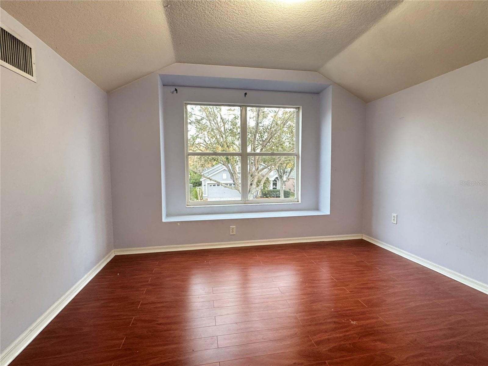 Image 33 of 55 For 10130 Heather Sound Drive