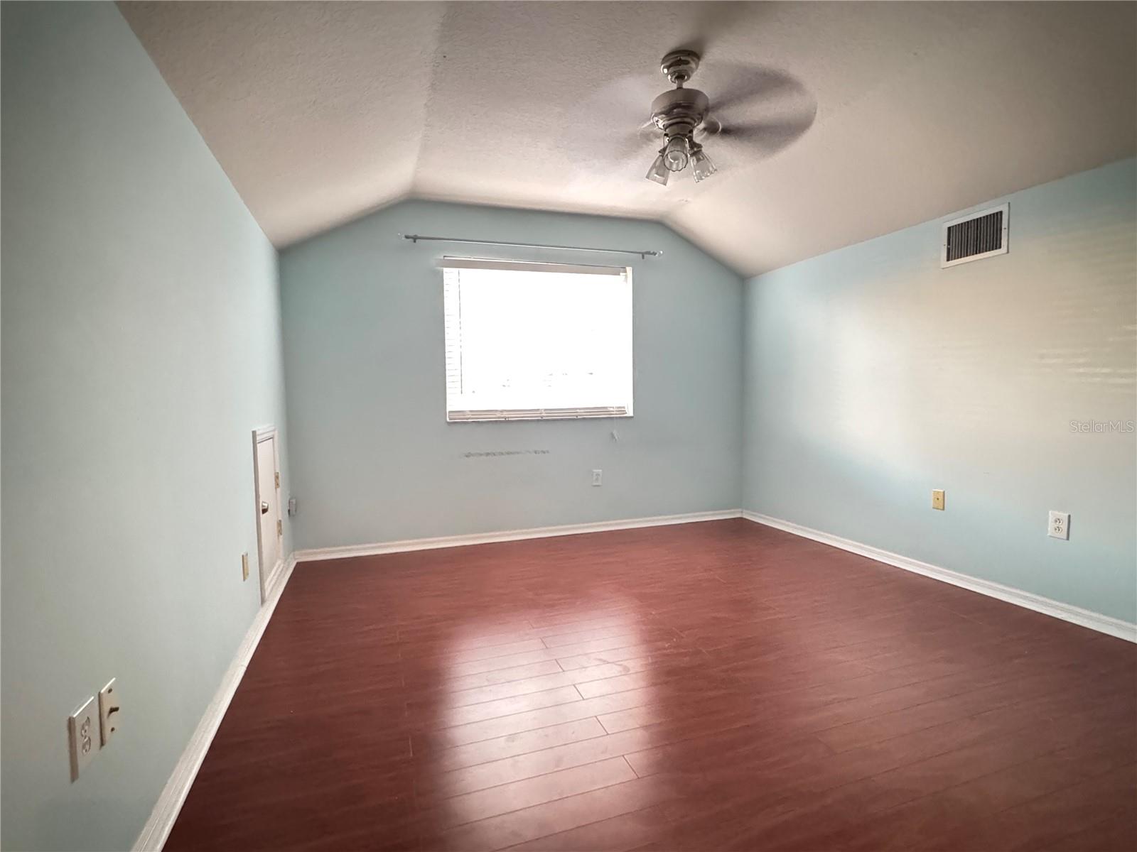 Image 35 of 55 For 10130 Heather Sound Drive