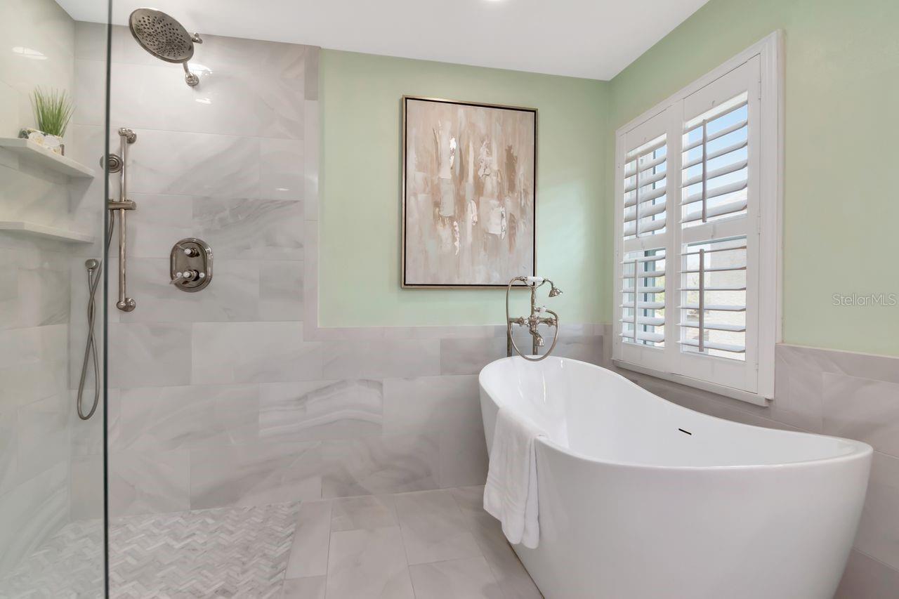 Image 18 of 69 For 1732 Split Fork Drive