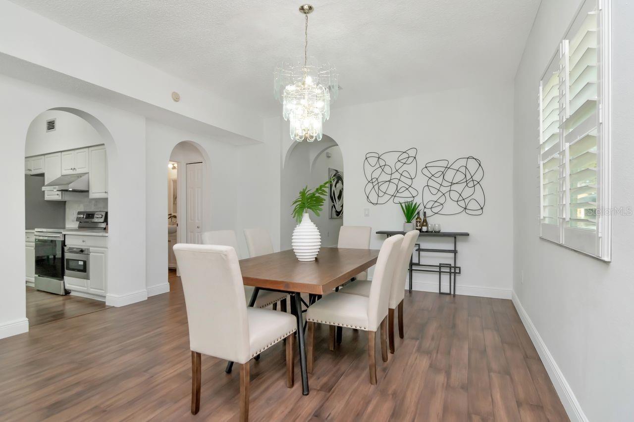 Image 30 of 69 For 1732 Split Fork Drive