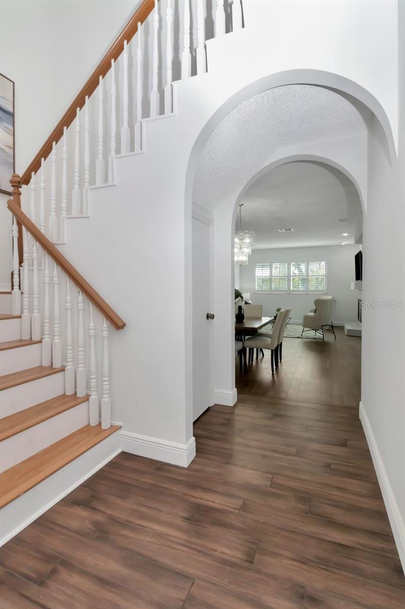 Image 38 of 69 For 1732 Split Fork Drive