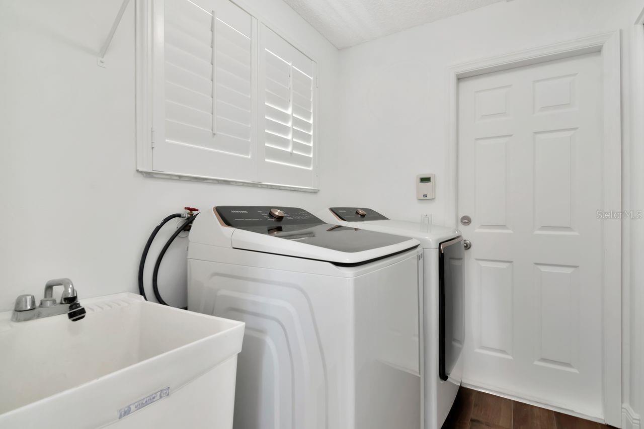 Image 60 of 69 For 1732 Split Fork Drive