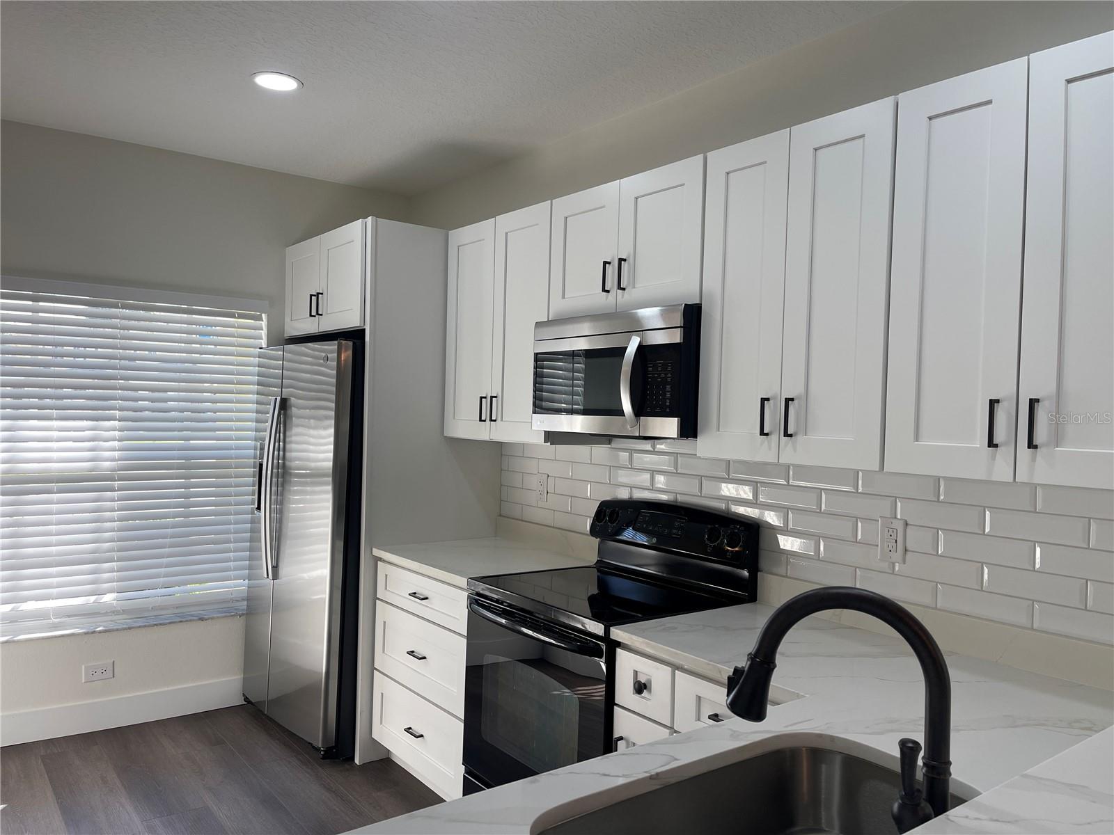 Image 7 of 24 For 8502 Gablebend Way