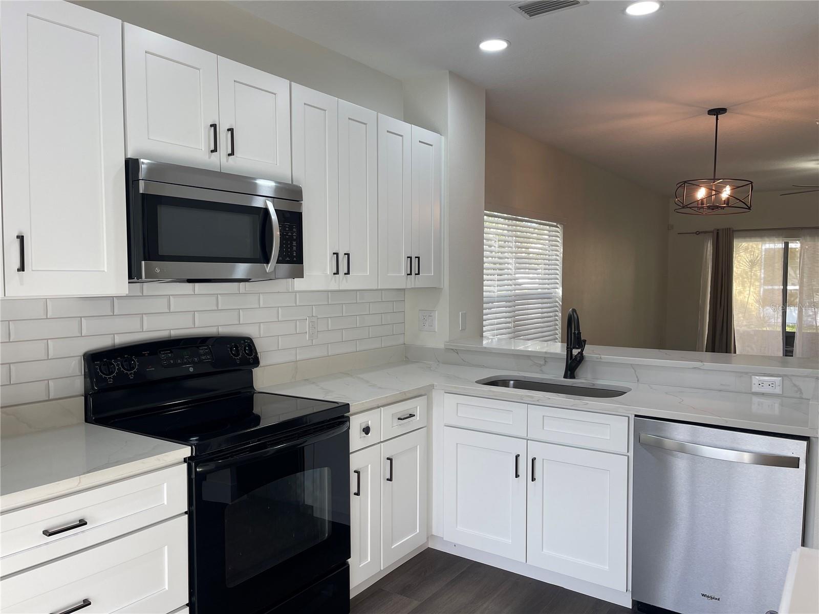 Image 8 of 24 For 8502 Gablebend Way