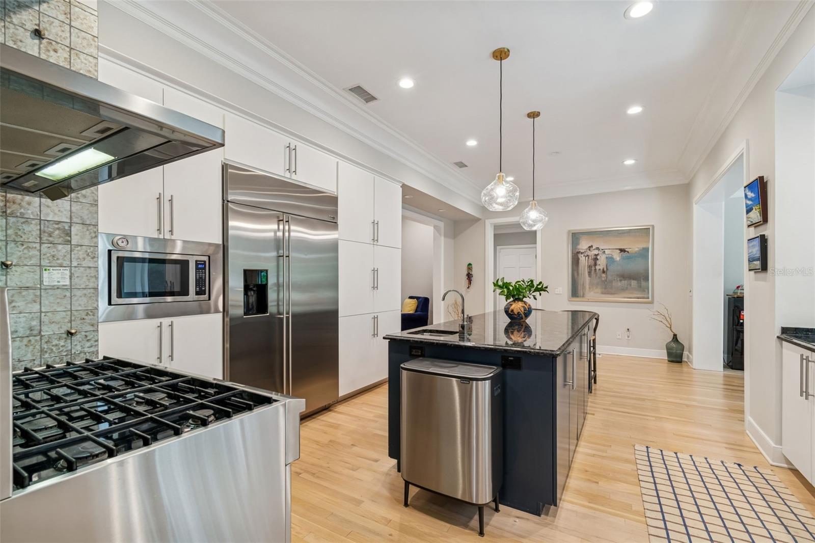 Image 20 of 51 For 5210 Crescent Drive