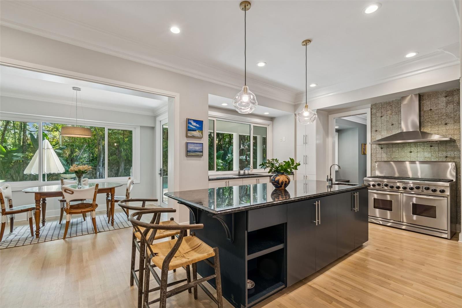 Image 22 of 51 For 5210 Crescent Drive