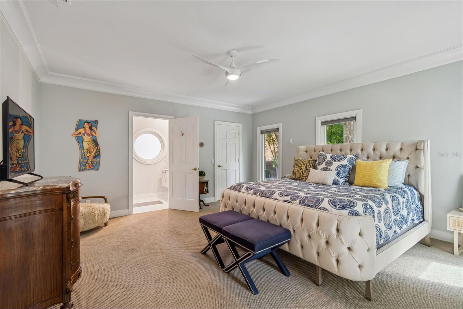 Image 34 of 51 For 5210 Crescent Drive