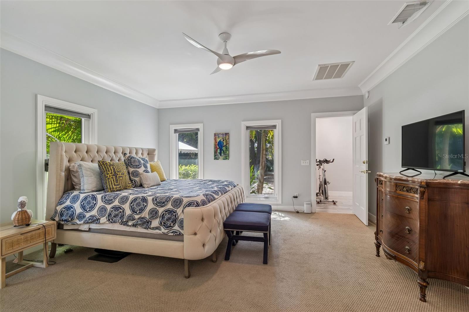 Image 35 of 51 For 5210 Crescent Drive