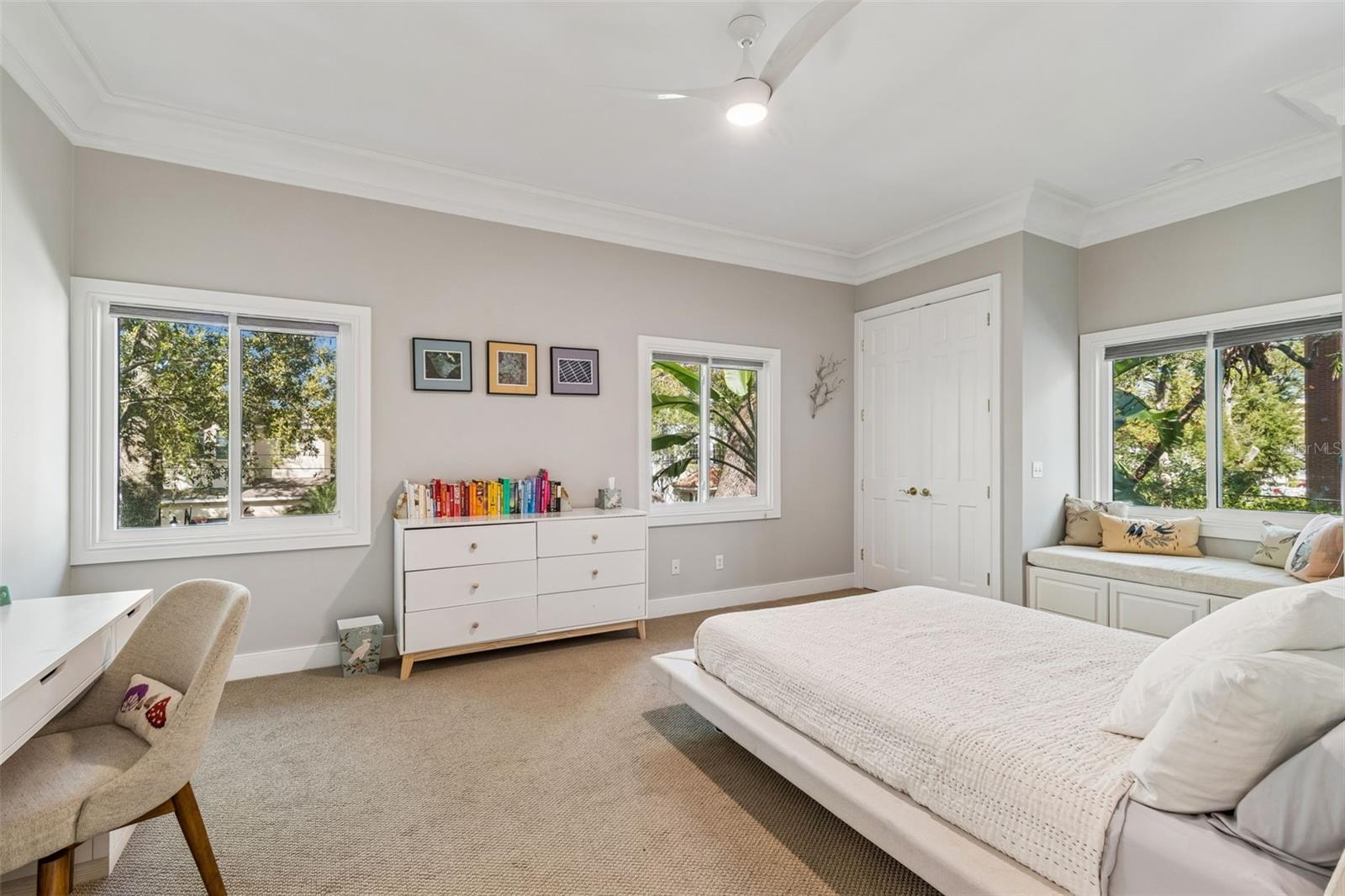 Image 41 of 51 For 5210 Crescent Drive