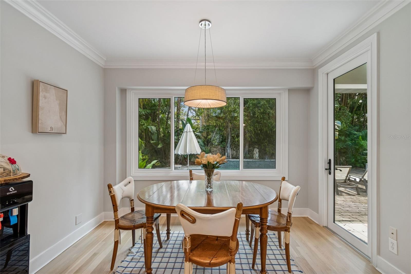 Image 6 of 51 For 5210 Crescent Drive