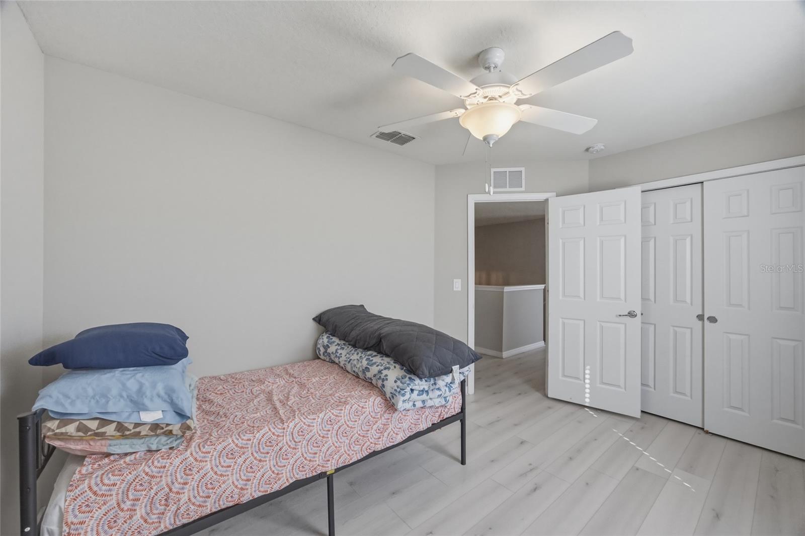 Image 11 of 35 For 5324 Sylvester Loop