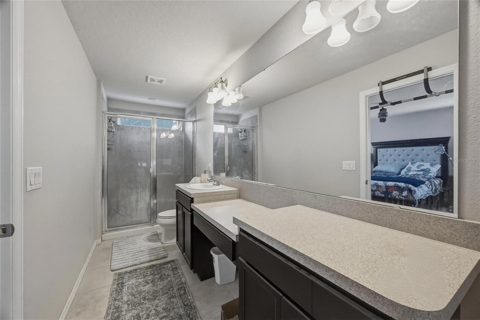 Image 17 of 35 For 5324 Sylvester Loop