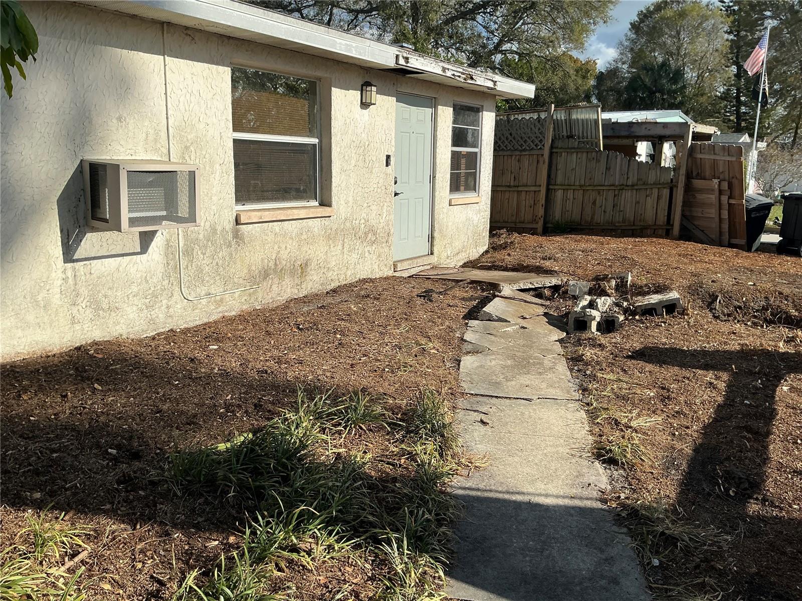 Image 13 of 17 For 10791 105th Street