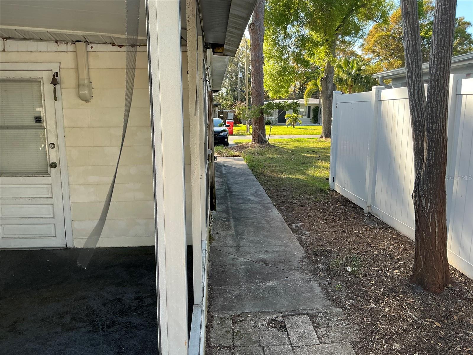 Image 14 of 17 For 10791 105th Street