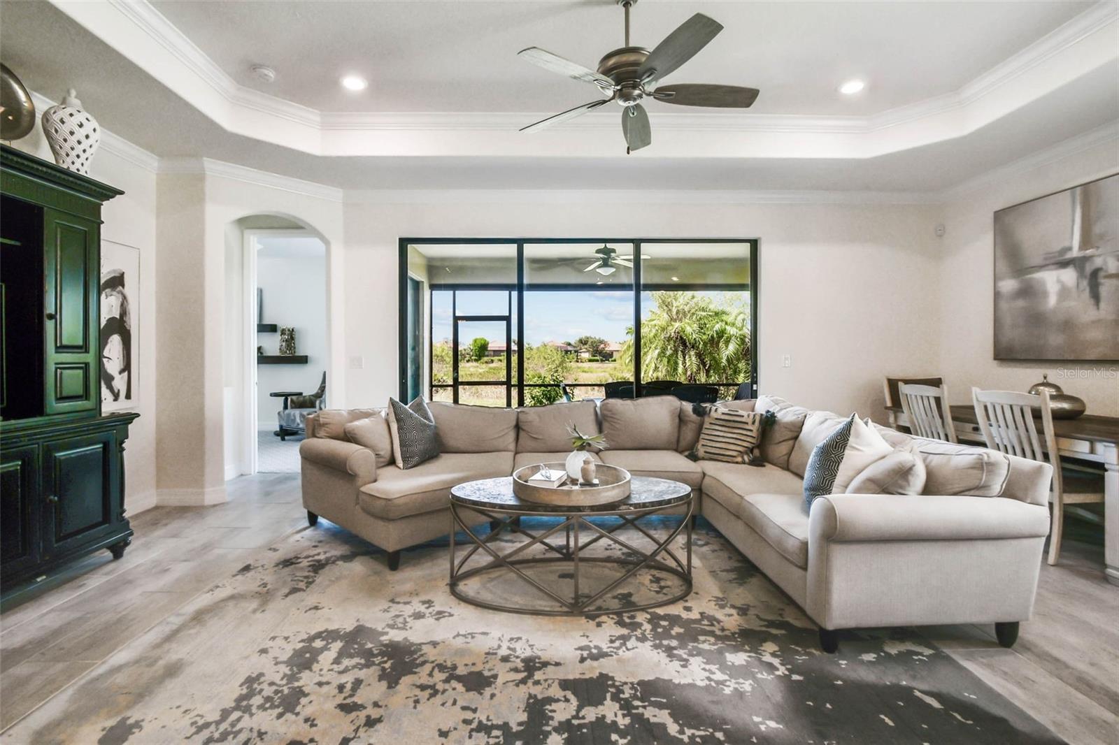 Image 14 of 39 For 24253 Gallberry Drive