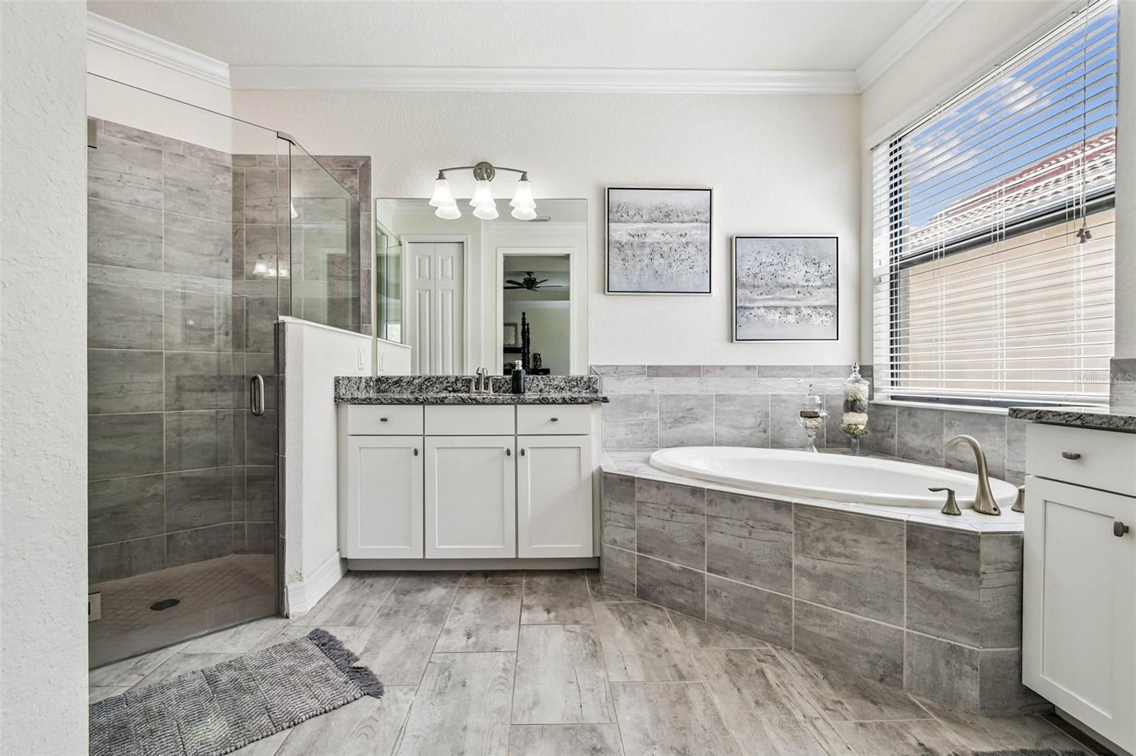 Image 21 of 39 For 24253 Gallberry Drive