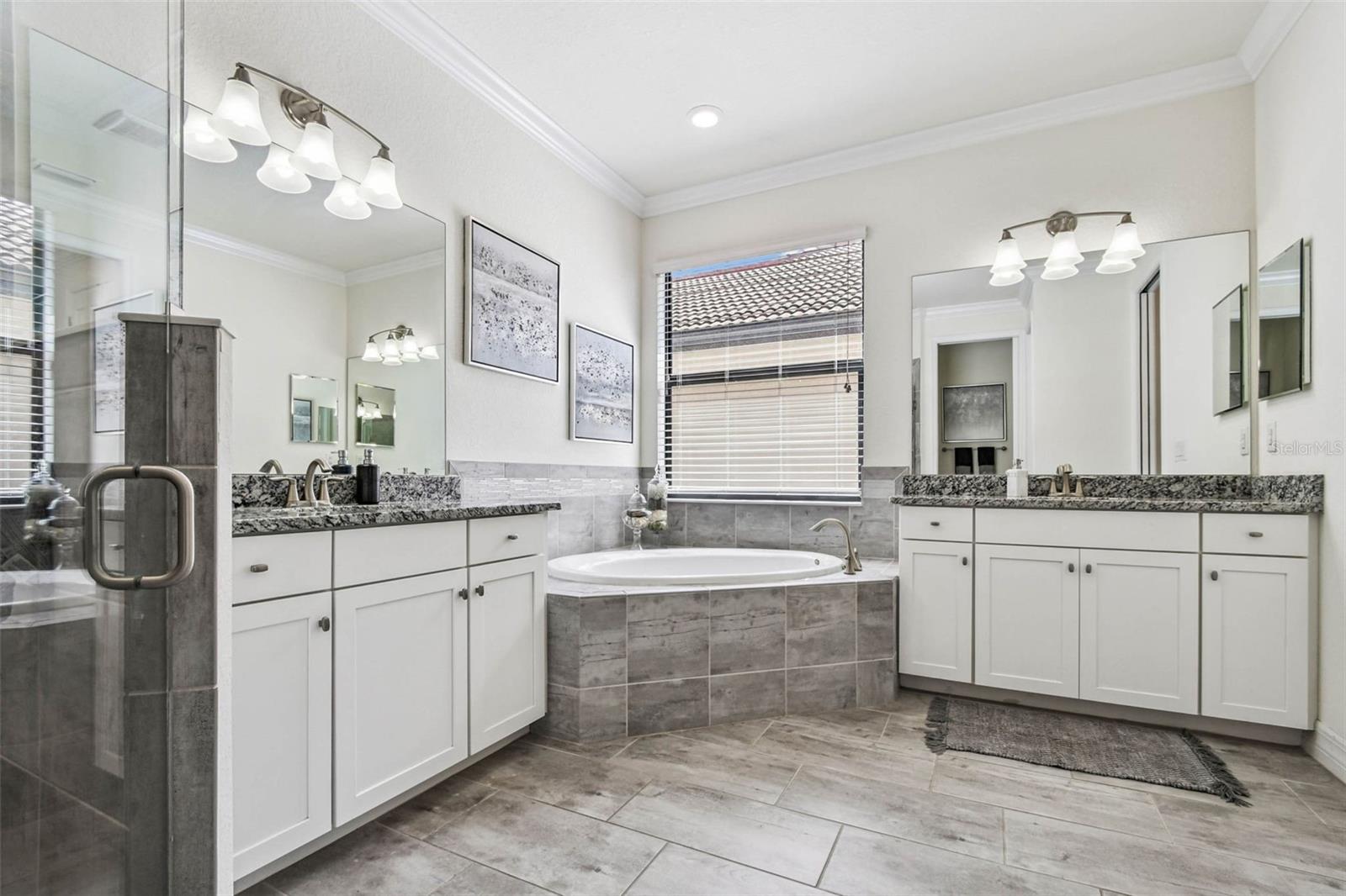 Image 22 of 39 For 24253 Gallberry Drive