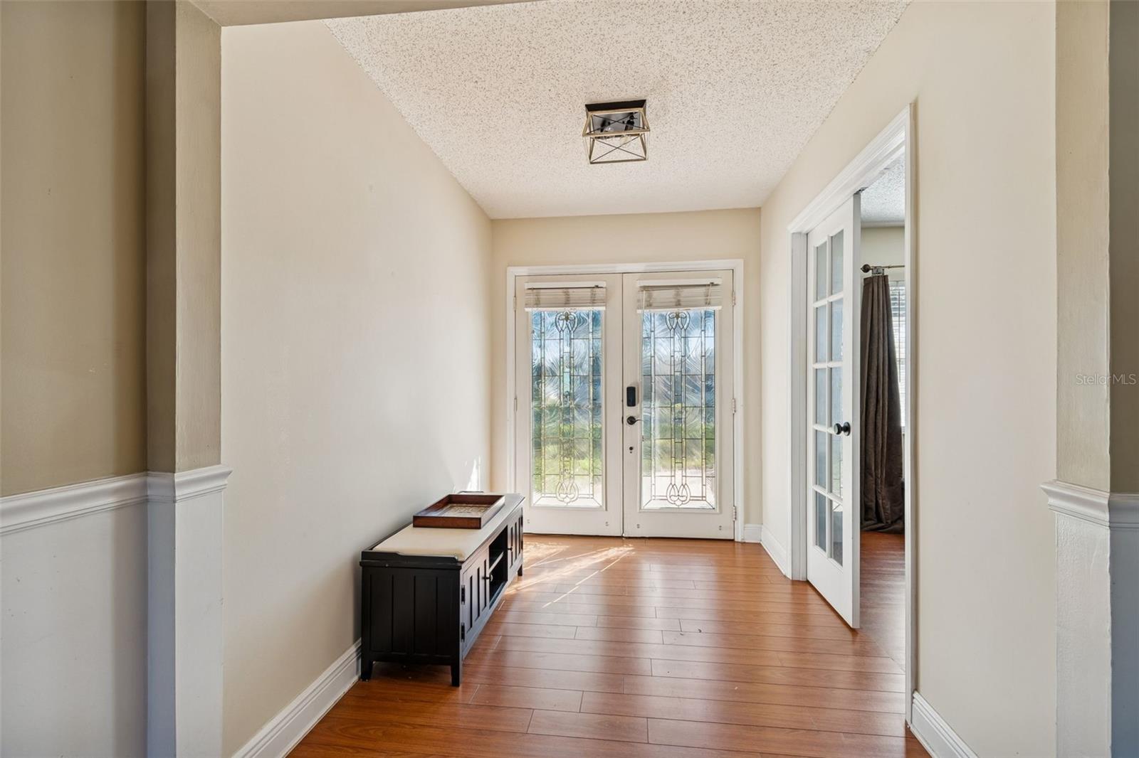 Image 6 of 40 For 7810 Cameron Avenue