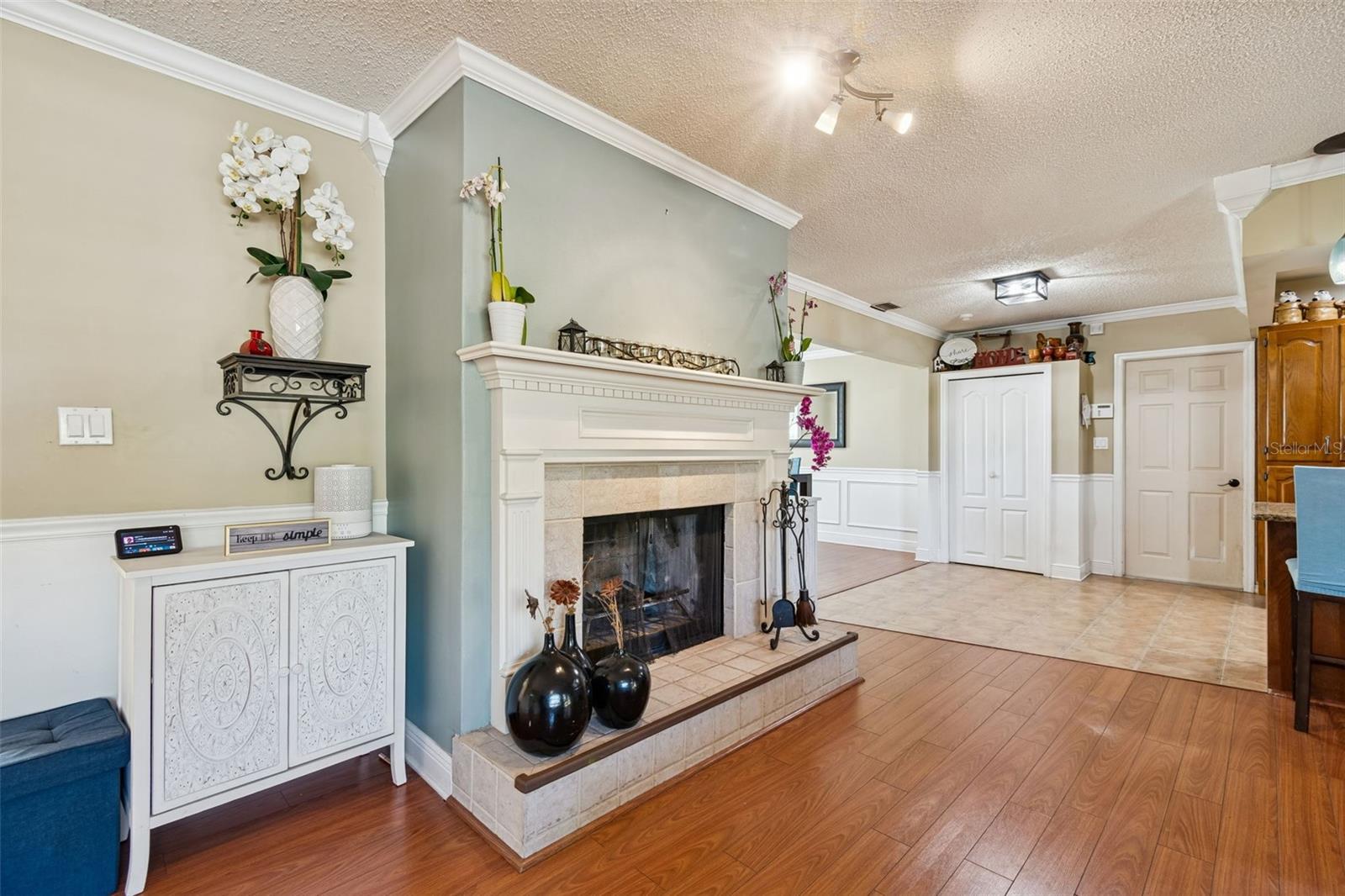 Image 8 of 40 For 7810 Cameron Avenue