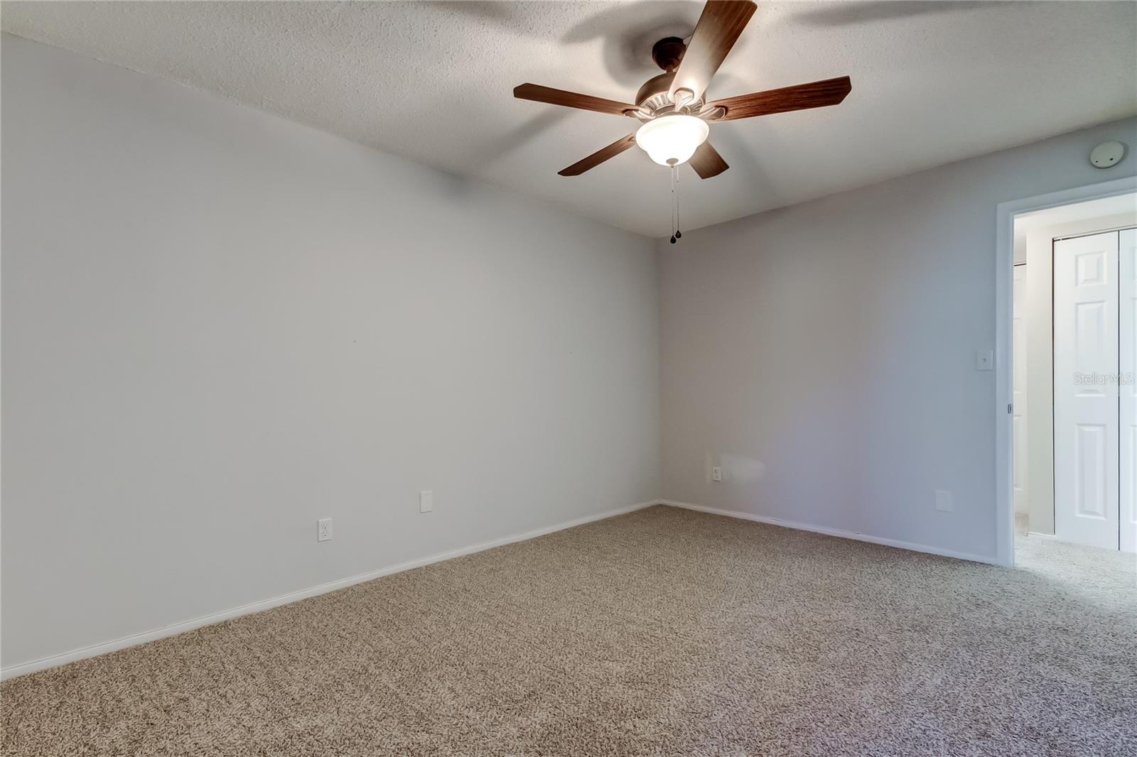 Image 14 of 21 For 4890 Bay Street Ne 231