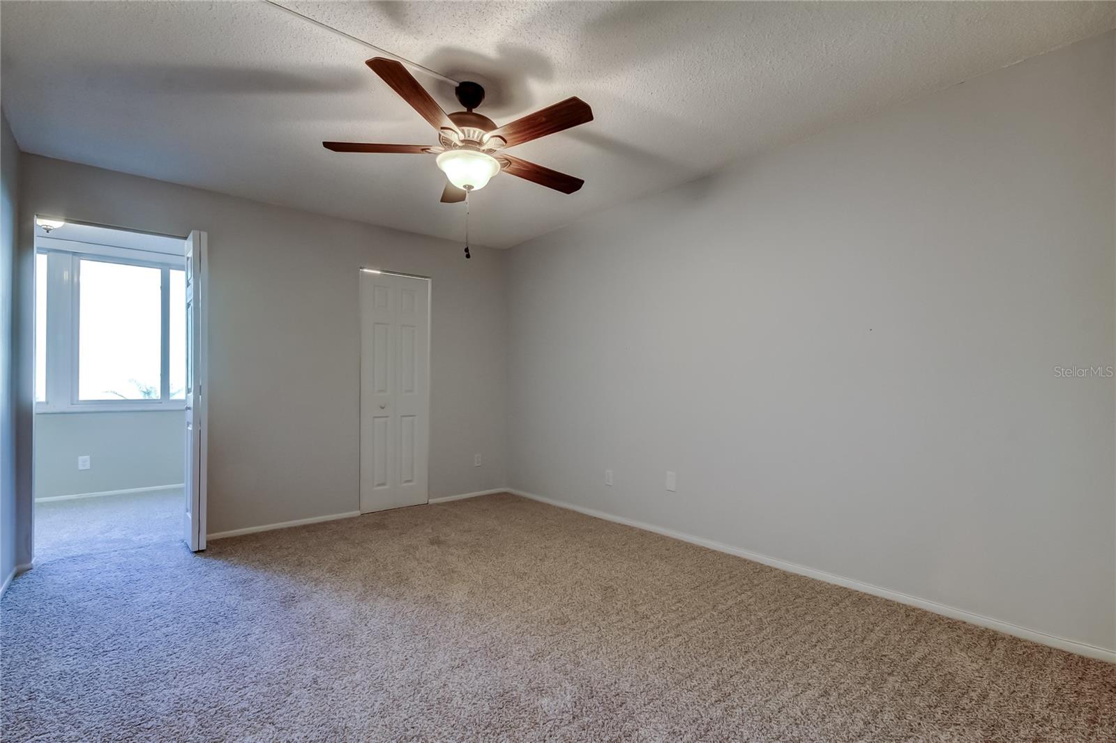 Image 17 of 21 For 4890 Bay Street Ne 231