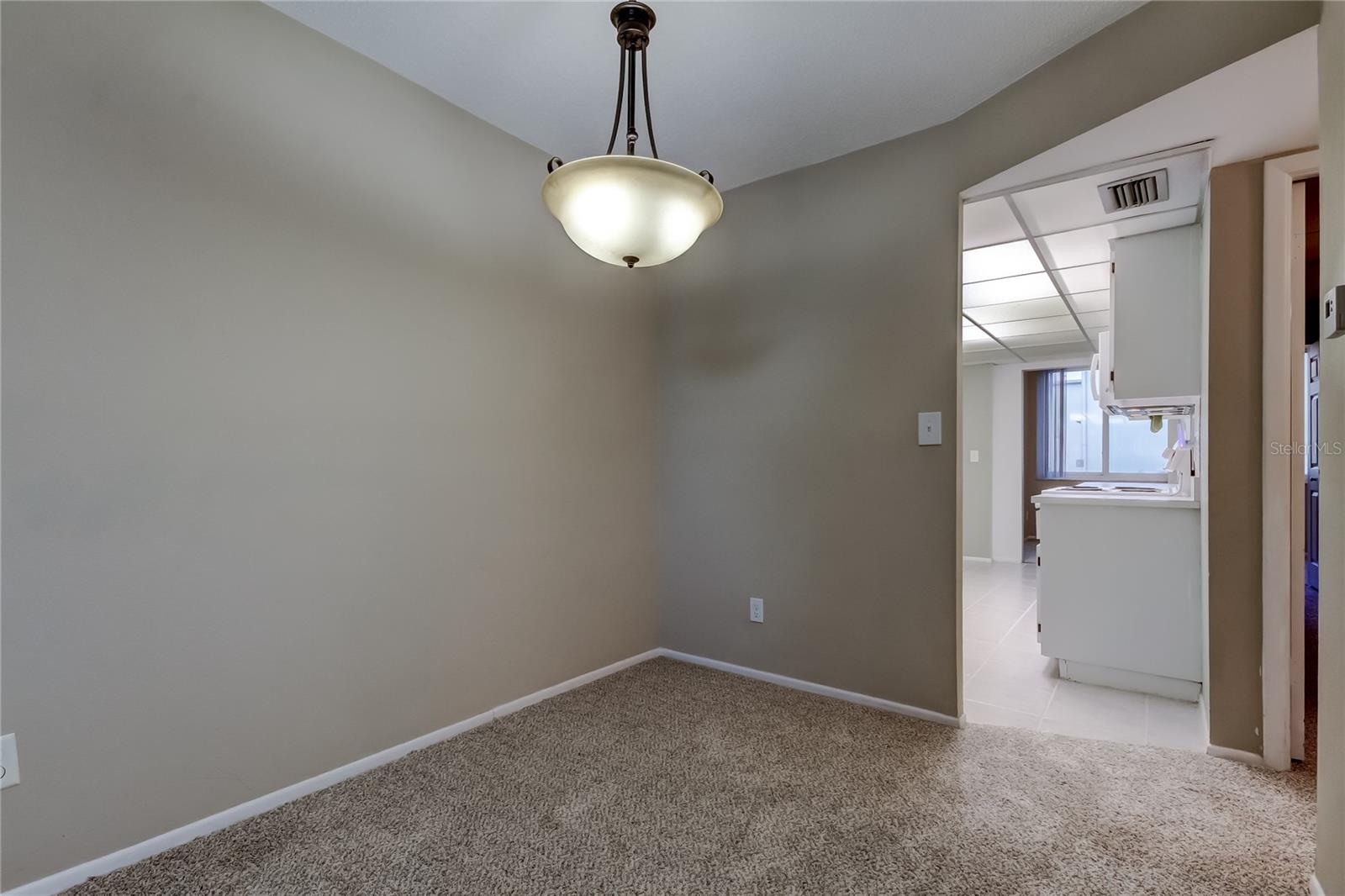 Image 5 of 21 For 4890 Bay Street Ne 231