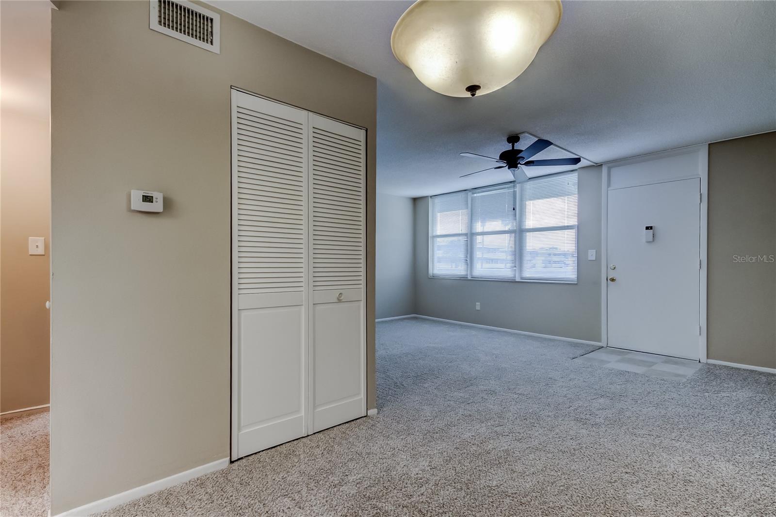 Image 6 of 21 For 4890 Bay Street Ne 231