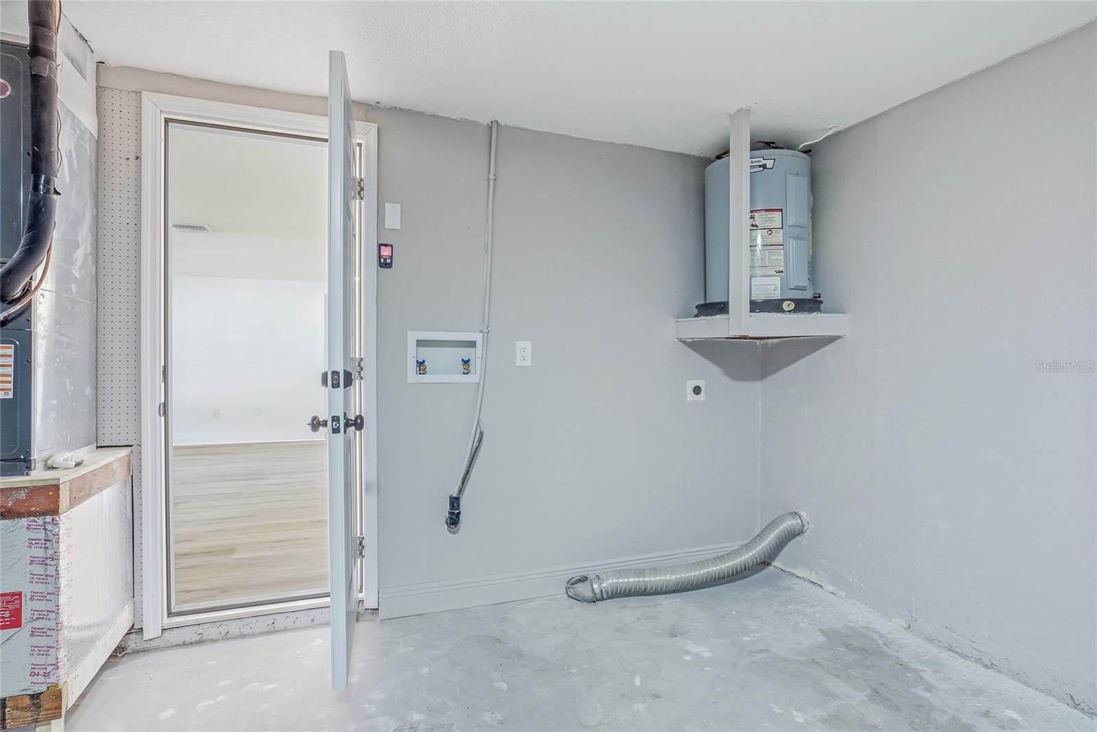 Image 22 of 32 For 7846 Wallaba Lane