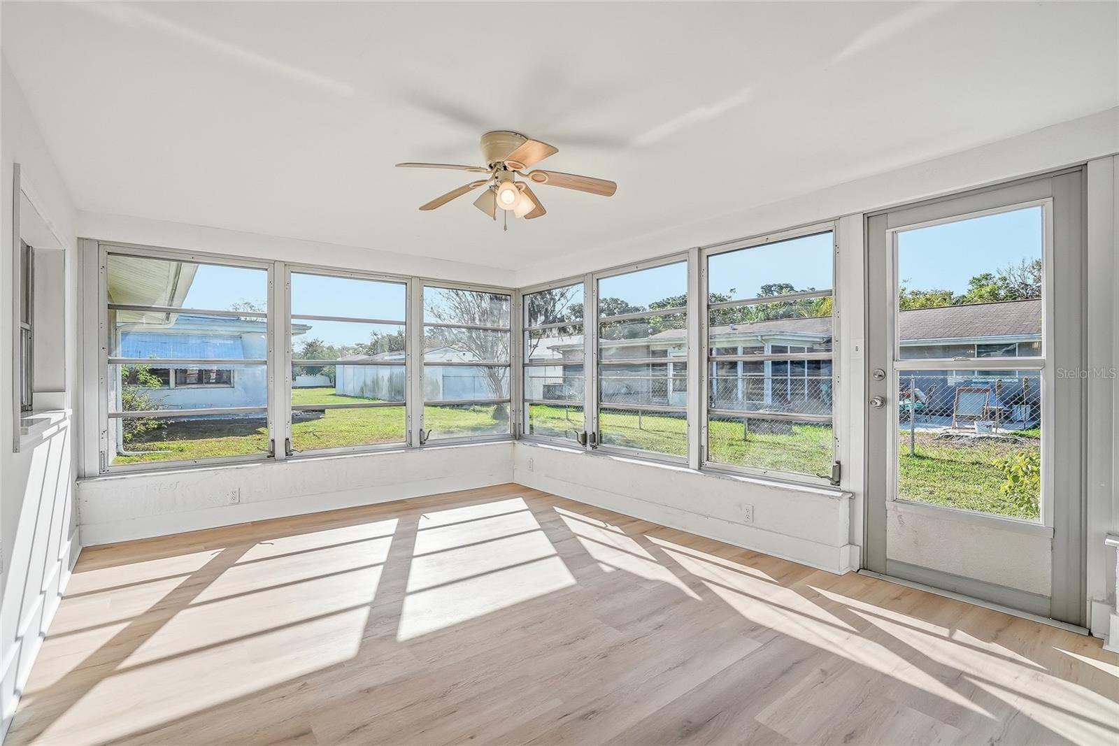 Image 23 of 32 For 7846 Wallaba Lane