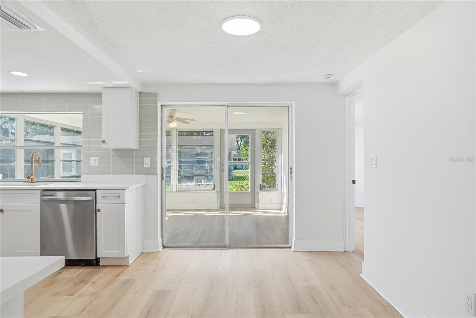 Image 6 of 32 For 7846 Wallaba Lane